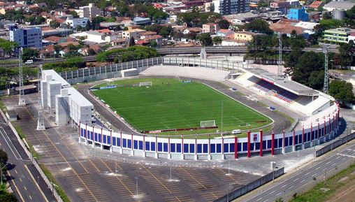 Estádio Durival de Britto em Curitiba Paraná